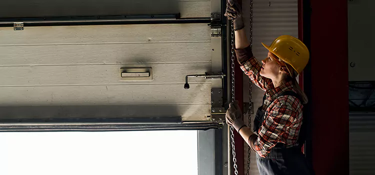 Addressing Common Garage Door Stoppage Issues in Peoria, AZ