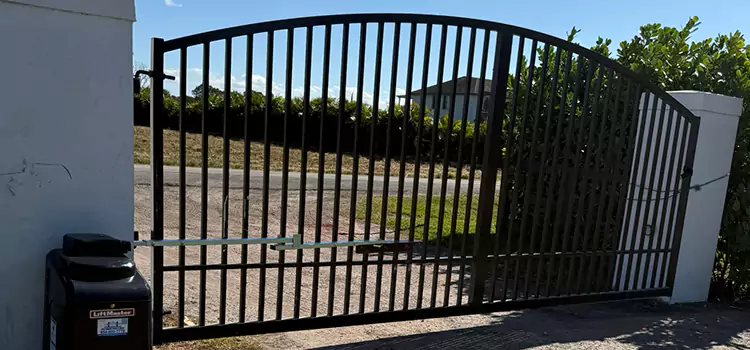 Driveway Fence Repair Peoria